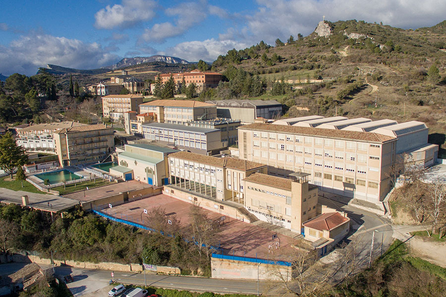 Colegio internado Diocesano Nuestra Señora del Puy Obeki Navarra